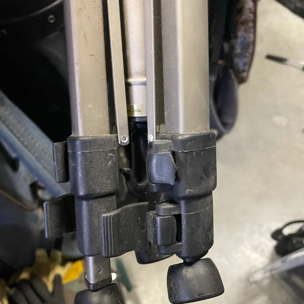 Camera tripod with extendable legs ,